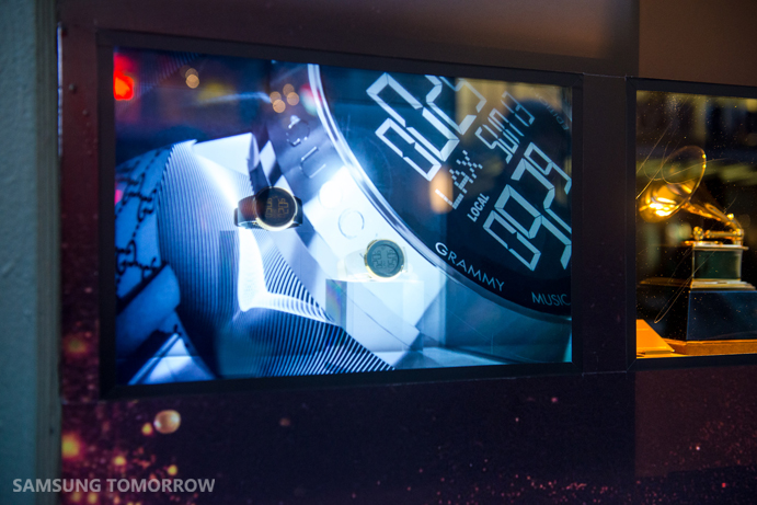 digital signage for luxury boutiques