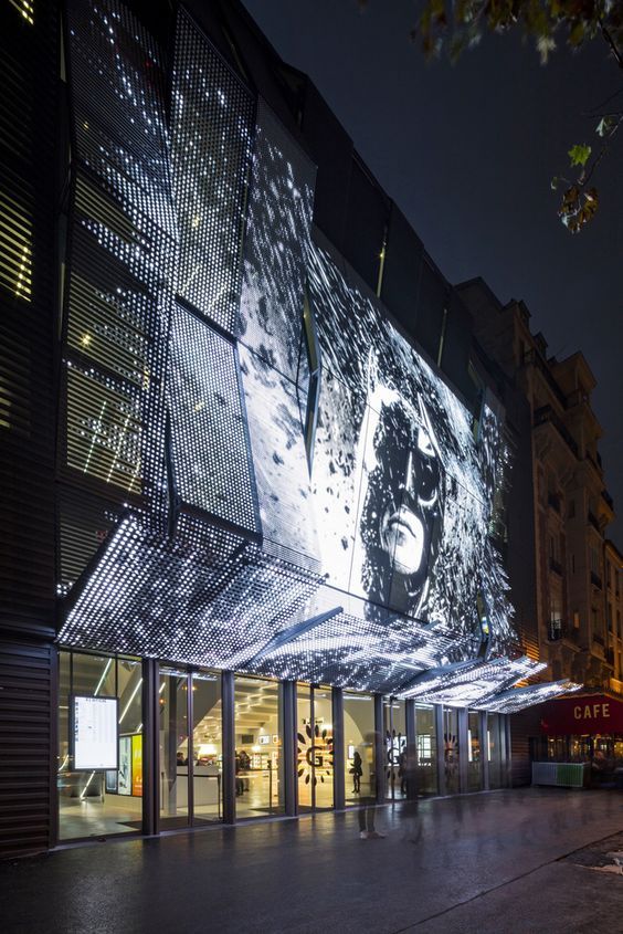 Energy-saving advertising screens for stores