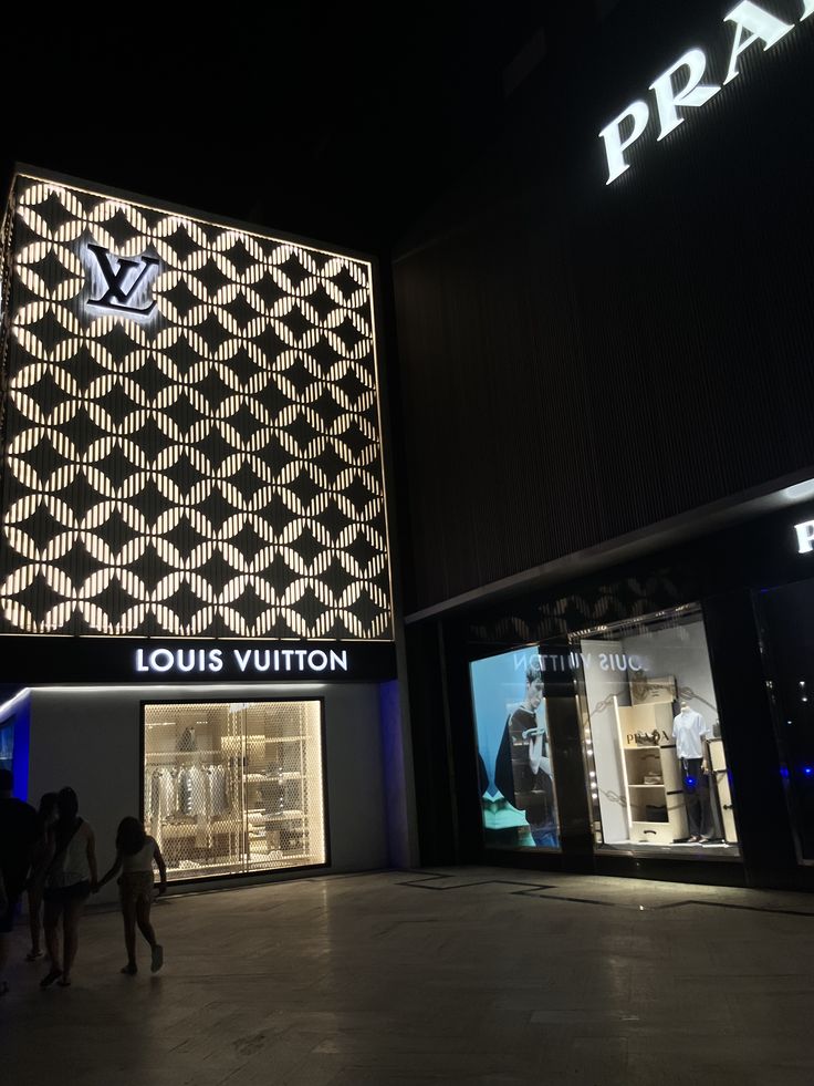 Fashion Boutique Window LED